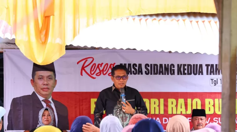 Wakil Ketua DPRD Sumbar, Evi Yandri Rajo Budiman Reses di Batipuh Panjang, Salurkan Bantuan dan Serap Aspirasi Warga