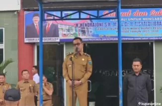 Apel Perdana Pemkab Pessel, Wabup Risnaldi Sampaikan Pesan Inspiratif