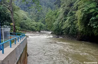 Hujan Deras Sebabkan Genangan dan Gangguan Layanan Air di Kota Padang