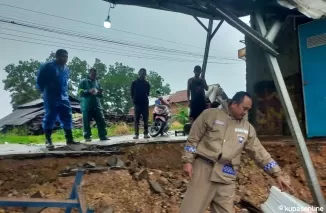 Hujan Kembali Guyur Bandar Lampung, Satu Bangunan Bengkel Amblas