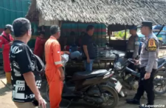 Jalin Silaturahmi dan Sampaikan Pesan Kamtibmas, Kapolsek Muara Kuang Sambang Tokoh Masyarakat