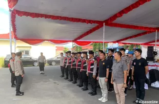 Personel Polres Ogan Ilir Laksanakan Pengamanan Rapat Pleno Penetapan Bupati dan Wakil Bupati Terpilih