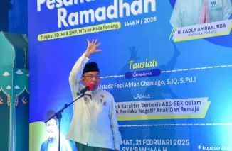 Wakil Wali Kota Padang Maigus Nasir Resmikan Program Pesantren Ramadhan 1446 H