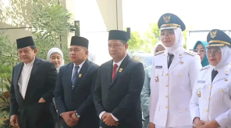 Bupati dan Wakil Bupati Dharmasraya Resmi Hadiri Serah Terima Jabatan, Annisa Suci Ramadhani Sampaikan Pidato Perdana