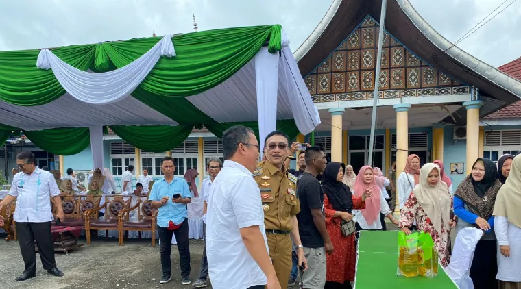 Bupati Hendrajoni Luncurkan Pasar Murah, Tekan Harga Sembako Jelang Ramadan dan Idulfitri