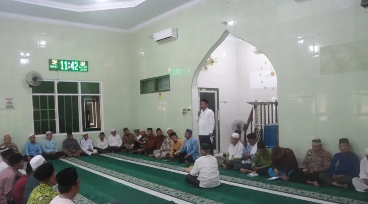 Bupati Sergai Ikuti Zikir Akbar dan Salat Tasbih Bersama BKPRMI di Dolok Masihul