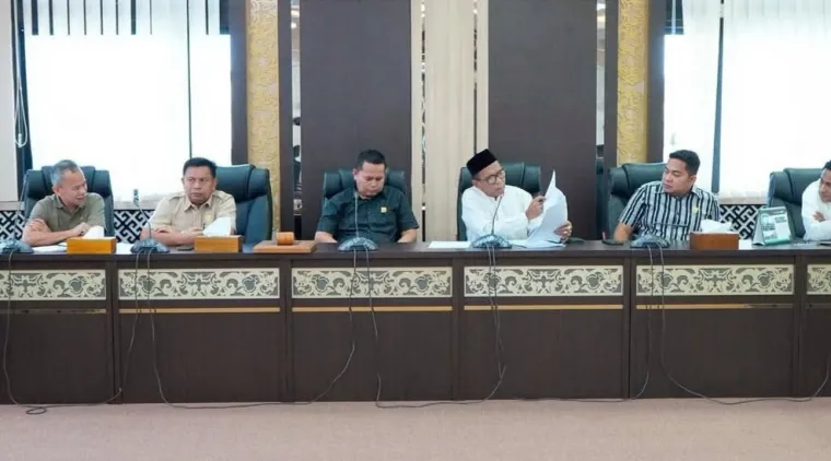 DPRD Sumbar Terima Kunjungan DPRD Dharmasraya, Bahas Efisiensi Anggaran