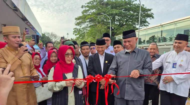 Event Minang Day Dibuka Gubernur Mahyeldi, Tandai MoU Masjid Istiqlal dan Masjid Raya Syekh Ahmad Khatib Al Minangkabawi