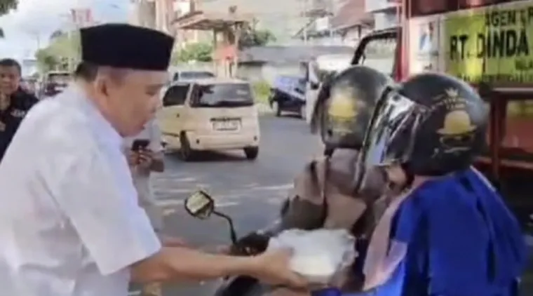 KORMI Kota Palembang Bersama GMPK Berbagi Ratusan Takjil di Bulan Ramadhan 1446 H