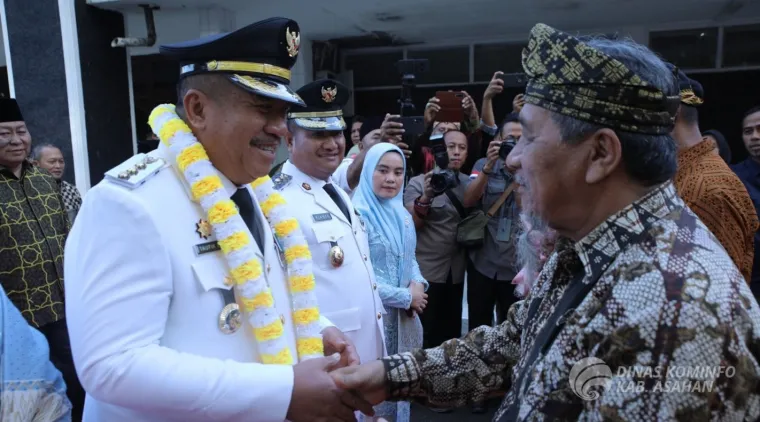 Pemerintah Bersama Forkopimda dan Masyarakat Sambut Kedatangan Bupati &amp; Wakil Bupati Asahan