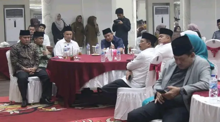 Pimpinan DPRD Dharmasraya Hadiri Buka Bersama Bupati Dharmasraya