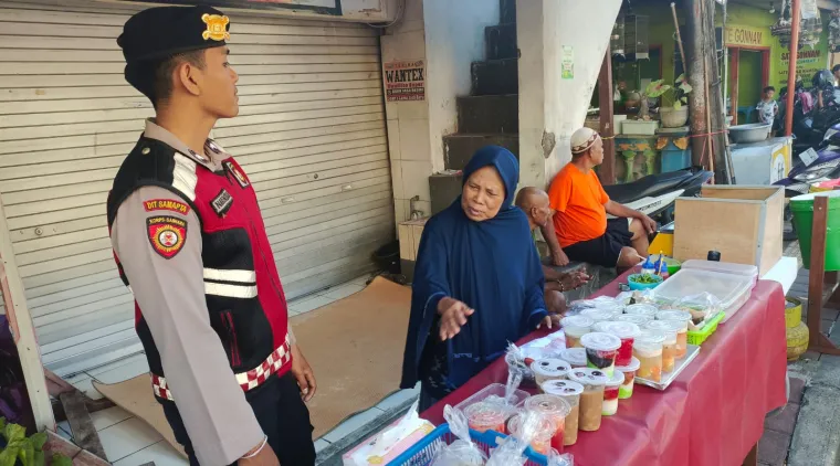 Polresta Denpasar Gelar Patroli di Tempat Penjualan Takjil Selama Bulan Ramadhan