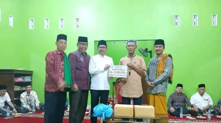 Safari Ramadhan, Pimpinan DPRD Dharmasraya Ajak Masyarakat hemat mencegah Inflasi