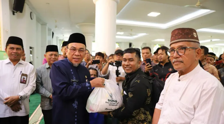 Wawako Padang Resmi Luncurkan Program Ramadhan Berbagi ke-XV, 30.000 Paket Sembako Disalurkan