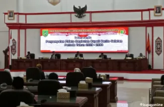 Bupati Barito Selatan Eddy Raya Syamsuri Sampaikan Pidato Sambutan dalam Rapat Paripurna DPRD