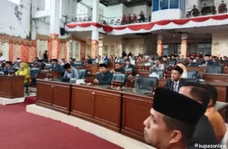 DPRD Pasbar Rapat Paripurna Tetapkan Bupati dan Wabup Terpilih 2025-2030