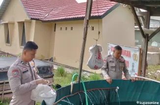 Dukung Program Ketahanan Pangan, Polsek Indralaya Cek Kondisi Kolam Ikan