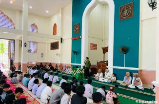 Gerakan Pasisia Peduli Tebar Kebahagiaan, Ratusan Anak Yatim di Linggo Sari Baganti Rasakan Indahnya Ramadan