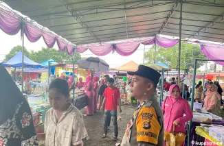 Pastikan Keamanan dan Kelancaran Jelang Buka Puasa, Polsek Tanjung Raja Laksanakan Pengamanan Pasar Bedug