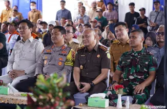 Polres Ogan Ilir dan Personil Polsek Pemulutan Amankan Peresmian Jembatan Sungai Lais