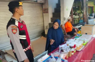 Polresta Denpasar Gelar Patroli di Tempat Penjualan Takjil Selama Bulan Ramadhan