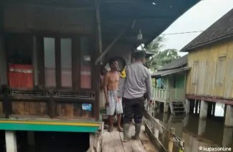 Polsek Tanjung Batu Bersama BPBD Tinjau Warga Terdampak Banjir