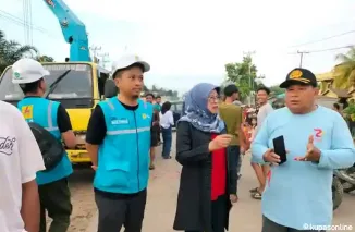 Wabup Dharmasraya Tinjau Putusnya Jalan Lintas Sumatera di Perbatasan Jambi-Sumbar