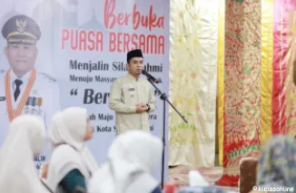 Wako Ramadhani Kirana Putra diacara buka Puasa bersama dengan TP PKK, GOW, FK-WIYA dan DWP Kota Solok.