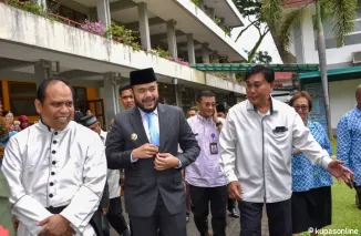 Wali Kota Padang Fadly Amran Tegaskan Komitmen Keberagaman, Buka Kegiatan Keagamaan untuk Siswa Non-Muslim