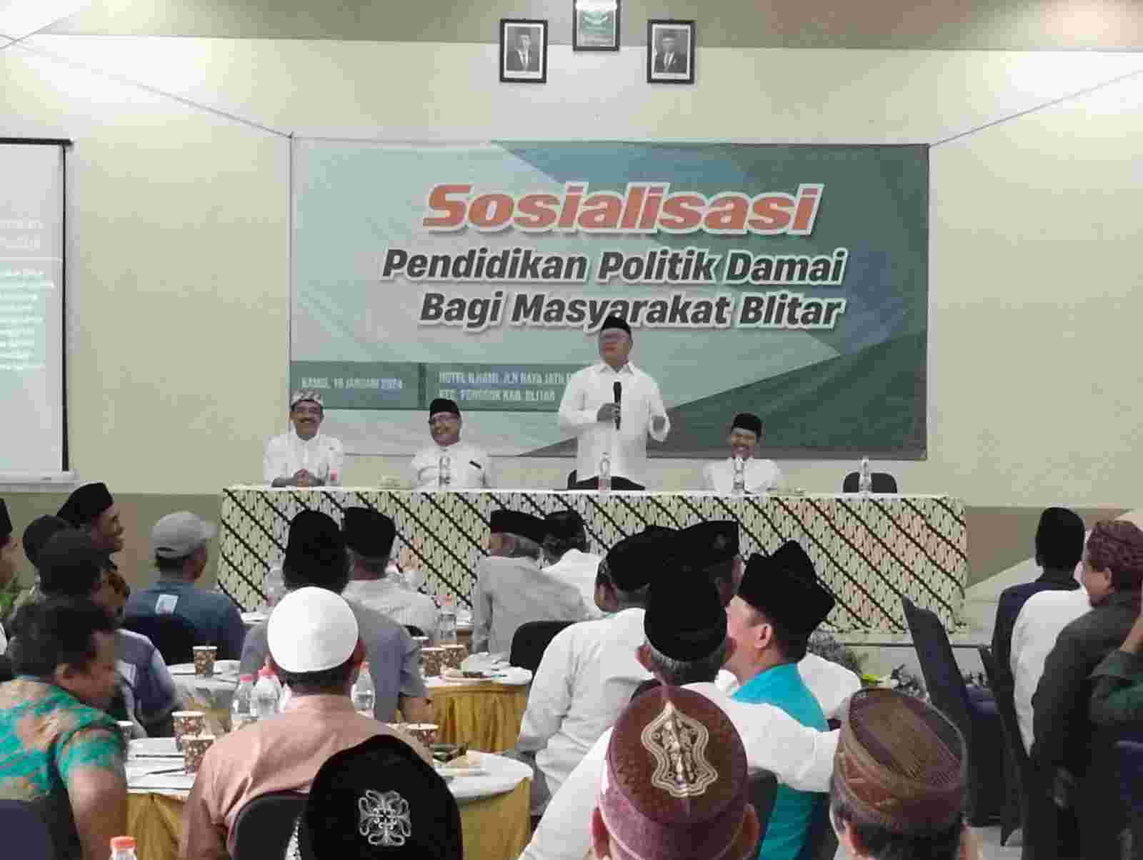 Foto Pendidikan Politik Terus di Sosialisasikan Kepada Masyarakat Blitar Agar Tercipta Pemilu Damai