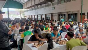 Foto Buka Lomba Catur IKA Unisba 2024, Calon DPD RI Mohammad Trijanto : Membumikan Jatim Sebagai Barometer Catur Nasional