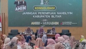 Foto Hadiri Konsolidasi JPN Pasangan Amin di Blitar, Gus Tamim : Kekuatan Ibu-ibu Jangan Diremehkan