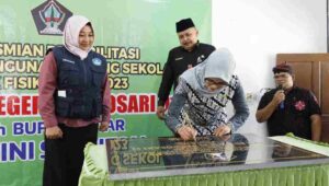 Foto Resmikan Rehabilitasi Gedung SDN Bendosari 01, Bupati Blitar : Semoga Bermanfaat Untuk Generasi Masa Depan Menuju Indonesia Maju