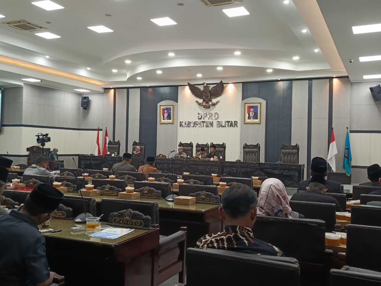 Foto Pandangan Umum Fraksi Terhadap LKPJ Bupati Blitar 2023 di Paripurnakan oleh DPRD Kab Blitar