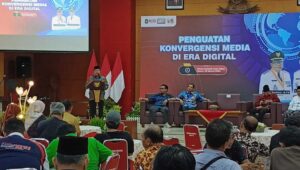 Foto Wali Kota Blitar Buka Pembinaan Insan Media dalam Penguatan Konvergensi Diera Digital