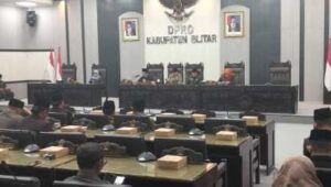 Foto Rapat Paripurna DPRD Kab Blitar, Jawaban Bupati Blitar Atas PU Fraksi Tentang 3 Ranperda