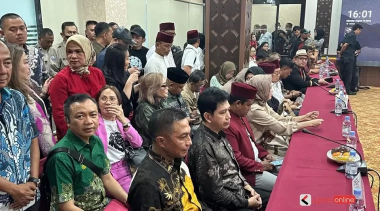 Rahmat Santoso SH. MH dampingi Bacalon independen Jakarta