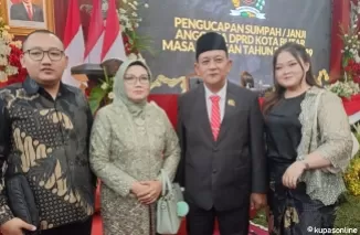 Sosok Anggota DPRD baru Kota Blitar dari Gerindra Tan Ngi Hing beserta keluarga usai pelatikan