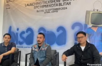 Ketua didampingi pengurus BPC HIPMI Kota Blitar launcing Talkshow Bisa Apa Jelang Pilkada 2024.