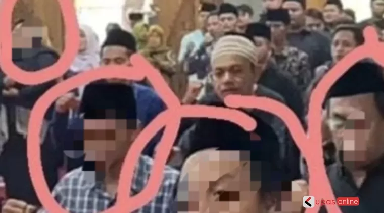 Foto anggota ppk yang diduga langgar netralitas