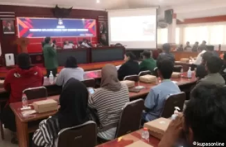 KRPK dan Ratu Adil dan FMR saat beraudiensi dengan Pemkot Blitar