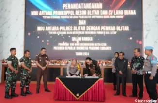 Pemkab Blitar tandatangani  untuk menguatkan komitmen swasembada pangan melalui pengembangan budidaya tanaman jagung