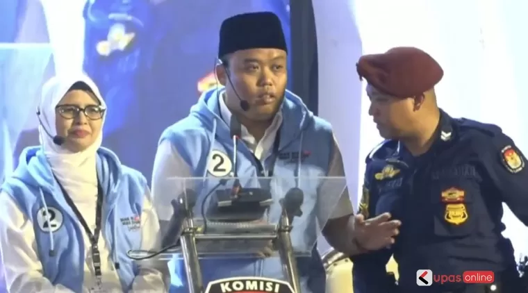 Paslon Mak Rini-Mas Ghoni saat debat kedua yang digelar KPU Kab Blitar