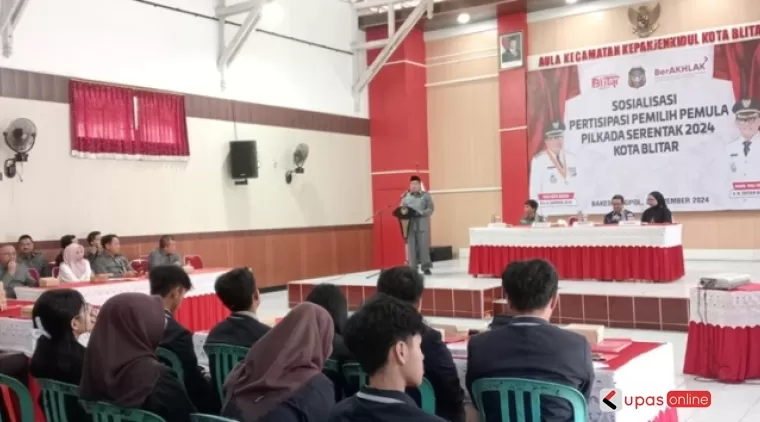 Sosialisasi Partisipasi Pemilih Pemula Pilkada Serentak 2024 yang di hadiri langsung oleh Walik Kota Blitar Santoso