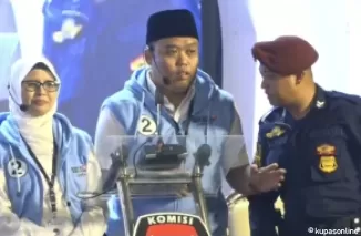 Paslon Mak Rini-Mas Ghoni saat debat kedua yang digelar KPU Kab Blitar