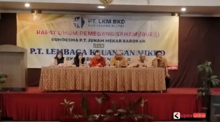 Pelaksanaan RUPS PT Bumdesma Junam Mekar Barokah bersama PT Lembaga Keuangan Mikro (LKM BKD) Kabupaten Blitar