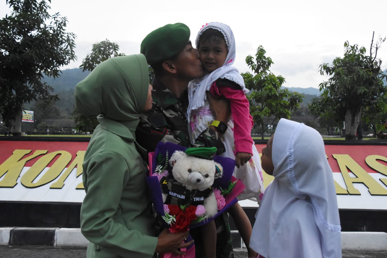 Satgas Zeni TNI Yon Zipur 4/TK Selesai Laksanakan Misi Kemanusian di Lombok