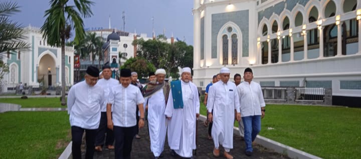 Safari Subuh Arafah, Pangdam I/BB : Dirikan Sholat dan Tunaikan Zakat