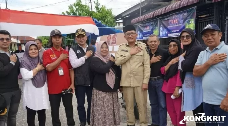 Hendri Septa dan Ekos Albar Sambangi TPS, Pemilu 2024 di Kota Padang Berjalan Lancar