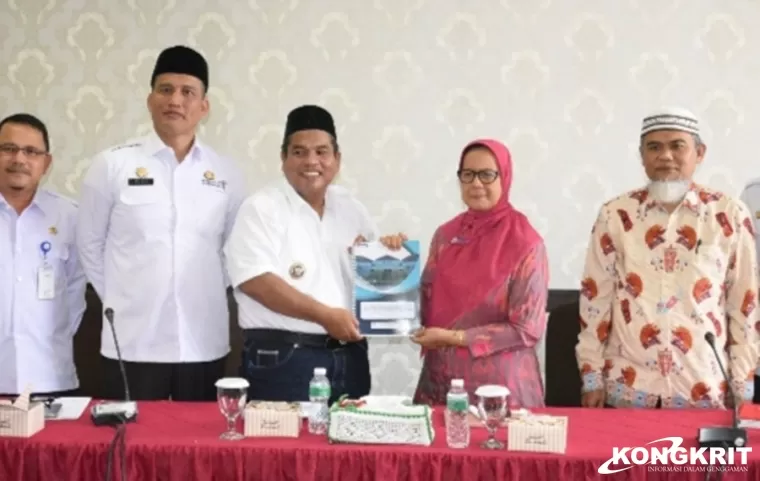 Pemerintah Kabupaten Padang Pariaman Menerima Laporan Evaluasi Perencanaan dan Penganggaran Tahun 2023